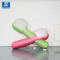 Modèle de brosse à dents gonflable géant pour la décoration publicitaire des centres commerciaux