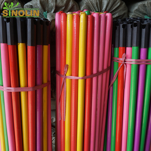 Venta caliente estilo entrega rápida 120 cm longitud 2,2 cm diámetro palo <span class=keywords><strong>de</strong></span> escoba <span class=keywords><strong>de</strong></span> <span class=keywords><strong>madera</strong></span> con tapa <span class=keywords><strong>de</strong></span> plástico - Product Image 6