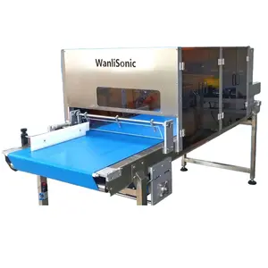 Máquina ultrassônica automática do corte do alimento do equipamento da padaria Wanlisonic para a fatia da sobremesa do pão do bolo do glúten