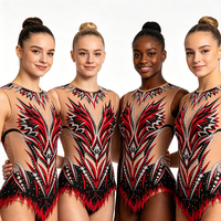 Justaucorps de gymnastique sans manches rouge et noir à motifs flamme avec empiècements en maille transparente couleur chair et ourlet à franges pour les compétitions de cheerleading