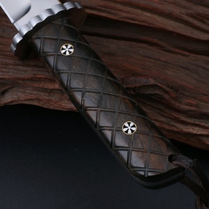 Cuchillo de Supervivencia de Acero Inoxidable de Alta Calidad Personalizable con Mango de Madera, Funda de Cuero Vacuno OEM, para Camping, Caza, Bricolaje, 6mm - Product Image 3