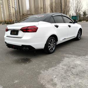 Pour Emgrand 5 places 1.5L Essence Conduite à gauche Cuir Foncé R17 Faible consommation de carburant Haute garde au sol Voiture d'<span class=keywords><strong>occasion</strong></span> Année modèle 2019 - Product Image 3