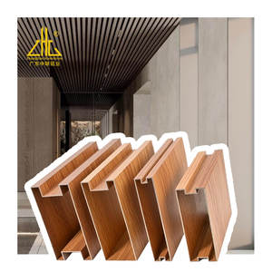 Bande de plafond en aluminium de conception de bois perforé pour la ventilation et la dissipation thermique - Product Image 1