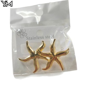 Orecchini alla Moda e Semplici in Acciaio Inossidabile Placcato Oro, Eleganti e Lussuosi, Anallergici, a Perno, con Motivi Floreali e Geometrici - Product Image 3