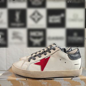 Zapatillas Deportivas Planas Retro Unisex de Cuero Desgastado con Estrellas 5A de Alta Calidad, Otoño Invierno, Estrella de Cinco Puntas, Venta de Fábrica - Product Image 1