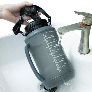 Botella de Agua Deportiva 2026, Fácil de Lavar, de Silicona Suave, con Asa de Transporte Elegante, para Escalada en Roca - Product Image 1