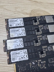 HORNG SHING Disque SSD utilisé MZ1L2960HCJR-00A07 PM9A3 M.2 960G SATA 6Gbps SSD - Product Image 5