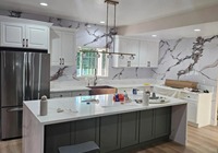 Panneau mural en PVC effet marbre Calacatta brillant, imperméable pour salle de bain et cuisine