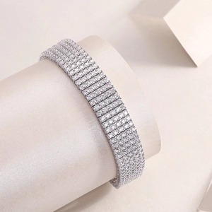 Bracelet tennis de luxe 5 rangs en moissanite, plaqué argent 925 avec <span class=keywords><strong>or</strong></span> blanc, forme carrée glacée 2mm, certifié GRA pour femme - Product Image 5