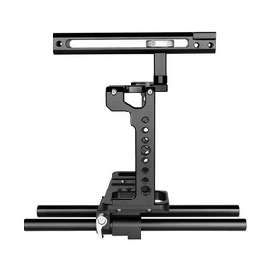 Cage pour appareil photo YELANGU C18-A pour <span class=keywords><strong>Panasonic</strong></span> S1 <span class=keywords><strong>S1H</strong></span> S1R, en alliage d'aluminium, avec trous de fixation 1/4" et 3/8" - Product Image 1