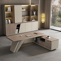 Meubles de bureau de luxe, bureau élégant pour le patron, bureau pivotant pour le patron, table de direction, table de directeur ou de PDG