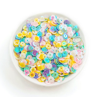 Vente en gros usine : Paillettes PVC rondes de 6 mm à trou central incurvé, paillettes plates concaves et convexes, accessoires de couture