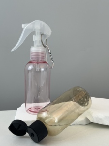 ขวดส<span class=keywords><strong>เปร</strong></span><span class=keywords><strong>ย์</strong></span><span class=keywords><strong>แอลกอฮอล์</strong></span>แบบพกพาขนาด 120 มล. <span class=keywords><strong>ส</strong></span>ำหรับใ<span class=keywords><strong>ส</strong></span>่เจล<span class=keywords><strong>แอลกอฮอล์</strong></span> พร้อมพวงกุญแจ - Product Image 2