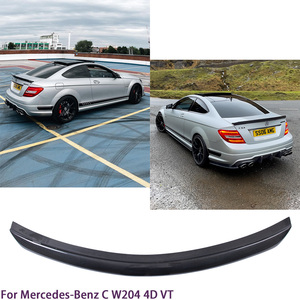 Aileron arrière en fibre de carbone style 4 portes pour Classe C W204 2007-2014 - Product Image 2