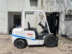 Mini carretilla elevadora diésel TCM usada de alta calidad y barata FD30 de 3 toneladas, marca japonesa FD70 FD50 en stock - Product Image 2