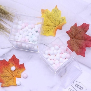 2*2*2 pulgadas fábrica corona de plástico de <span class=keywords><strong>caramelo</strong></span> de la caja de acrílico caja de dulces - Product Image 4