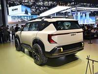 Kia EV5 2024, SUV compact électrique pur, grande autonomie, confort tout-terrain, conduite à gauche