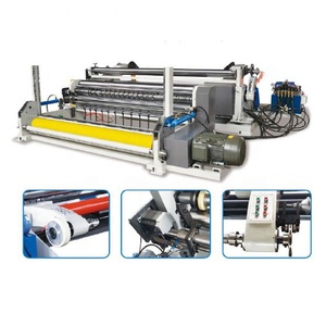 Protección de tubos de papel Fabricación de esquinas 1600mm de ancho Control PLC Máquina automática de rebobinado de corte longitudinal de papel artesanal Jumbo de alta velocidad - Product Image 3