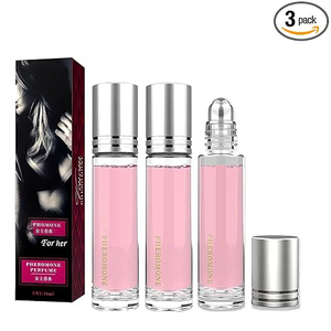 Meilleures ventes : Coffret de 3 parfums roll-on aux phéromones pour femme, longue tenue, attirant les hommes, senteur florale romantique, 10 ml, format voyage, conforme aux normes TSA - Product Image 1