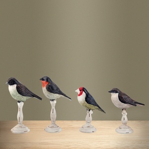 Adorno de Golondrina Pintado a Mano de Fábrica China, Decoración Creativa Realista para Estudio y Entrada, Decoración del Hogar de Resina - Product Image 3