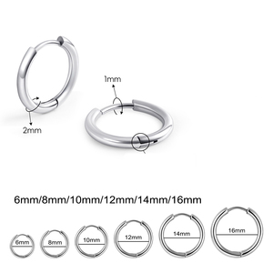 <span class=keywords><strong>Pendientes</strong></span> de Aro Pequeños y Simples de Acero Inoxidable de Alta Calidad con PVD de Oro de 18K, Venta al por Mayor <span class=keywords><strong>para</strong></span> Fabricación de Joyería y <span class=keywords><strong>Accesorios</strong></span> - Product Image 6