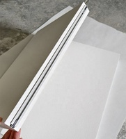 Panneaux acoustiques modernes en fibre de verre ignifuges pour plafonds de hôtels et hôpitaux - Tailles personnalisables, installation suspendue