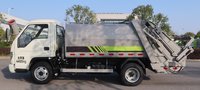 Camion de collecte de déchets avec compacteur de 5 m³ et 5 tonnes, équipé d'un compacteur hydraulique et d'un élévateur de bennes
