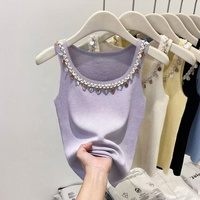 Bralette à bretelles fines de style français ornée de strass pour femmes, idéale pour l'été, design amincissant et rehausseur de silhouette.