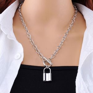 Collar con colgante de candado, cadena de acero inoxidable, cadena minimalista para la clavícula, estilo hip hop para fiestas y discotecas - Product Image 1