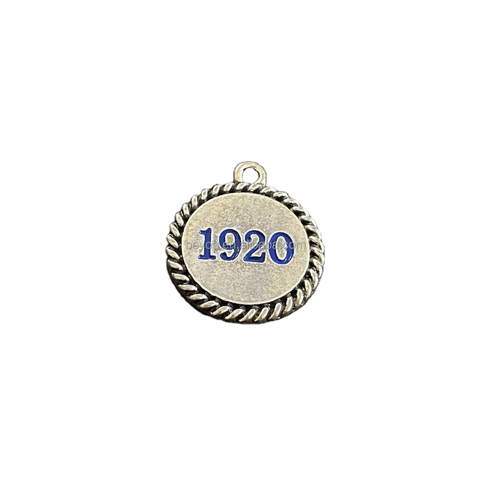 Ontwerp Mode Ronde Verzilverde Geoxideerde Verwerkte Hanger Hoge Kwaliteit Blauw Emaille 1920 Brief Geschenkitem Sieraden