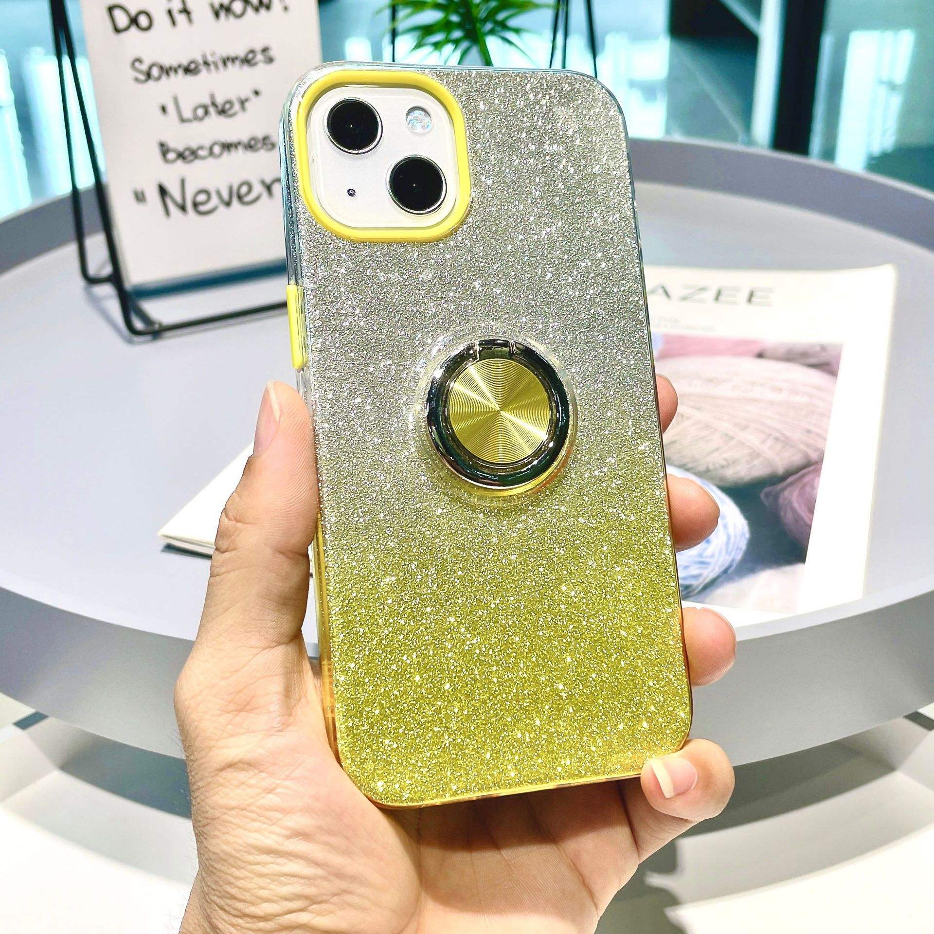 สีเหลือง