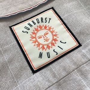 Las mejores Etiquetas De <span class=keywords><strong>Marca</strong></span> De Ropa Famosas Etiqueta De Nombre Etiquetas De Ropa Tejidas De Damasco Para Ropa - Product Image 5