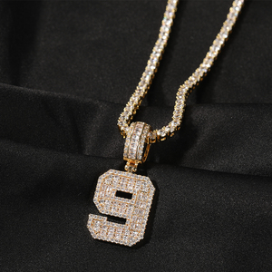 Nuova Collezione Collana con Ciondolo Numerico in Ottone con Zirconi Cubici per Uomo e Donna, Colore Oro Rosa - Product Image 4