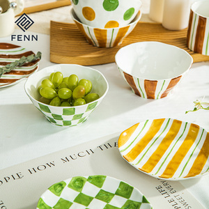 Juego de vajilla de cerámica artística FENN, diseño geométrico a rayas/lunares, vajilla de porcelana hecha a mano para regalo de decoración de comedor - Product Image 3