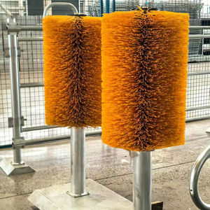 Brosse à rouleau robuste en plastique pour vaches avec tige antidérapante épaissie et poils renforcés – Nouvelle brosse <span class=keywords><strong>de</strong></span> massage pour bétail à usage agricole - Product Image 1