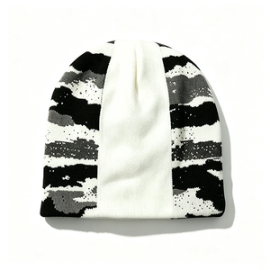 Gorro de Punto Unisex para Invierno, Diseño Jacquard Camuflaje Blanco y Negro, Gorro Skully Suave, Cálido y Elástico, Estilo Casual, Urbano, para Uso Diario - Product Image 2