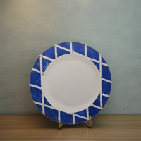 Assiette de Présentation Classique Européenne en Plastique 13 Pouces, Matière PP, Extérieur Effet Marbre, Couleur Personnalisée, Finition Brillante pour Mariages et Événements Gastronomiques