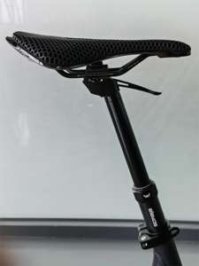 Tige de suspension télescopique en alliage d'aluminium pour <span class=keywords><strong>VTT</strong></span> avec commande par câble, course réglable 60-175 mm, diamètre 31,6/30,9 mm - Product Image 6