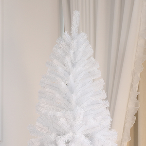 شجرة عيد الميلاد البيضاء الكثيفة من البولي فينيل كلوريد، ذات أطراف مسطحة، متوفرة بأحجام كاملة، زينة قائمة بذاتها لتزيين الفنادق والمراكز التجارية - Product Image 6