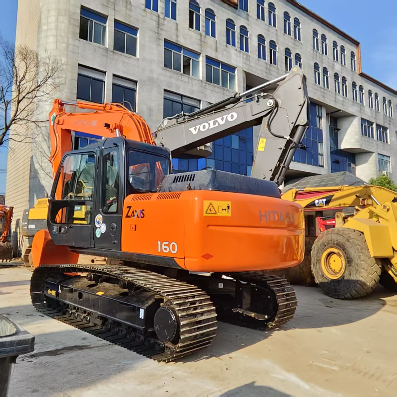 Used Hitachi ZX160 Excavators - Reliable 16 Ton Machines
