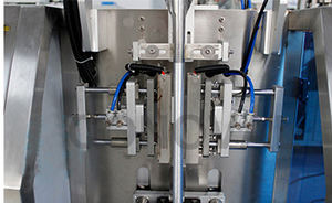 Machine d'emballage de sachets multi-voies 1g 2g 5g 10g Lait Thé Poudre Jus Poudre <span class=keywords><strong>Haricot</strong></span> Stickpack Sac - Product Image 3