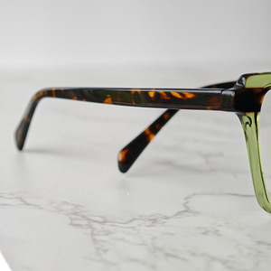 Stylish Cat Eye Acetate Optical Glasses Fashion Eyeglasses <b>Frames</b> in Popular Color - Product Image 3