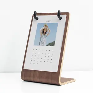 Fabrik benutzer definierte Kunst papier Druck Stand Up Schreibtisch Kalender praktische Schreibtisch Dekoration Zubehör