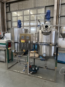 Usine de raffinage d'huiles comestibles à capacité personnalisée, machine de raffinage d'huiles végétales pour huile de tournesol et de colza - Product Image 6