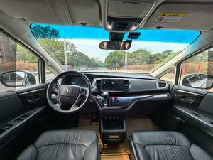 Honda Odyssey 2.0L Hybride Automatique <span class=keywords><strong>7</strong></span> <span class=keywords><strong>Places</strong></span> MPV 2020 d'occasion Sièges en Tissu Entrée Intelligente Volant à Gauche Intérieur Sombre <span class=keywords><strong>Voiture</strong></span> Familiale - Product Image 6