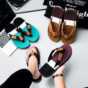 Chanclas de suela gruesa para hombre, antideslizantes, resistentes al desgaste, informales, combinables con todo, para verano, playa y mar - Product Image 1