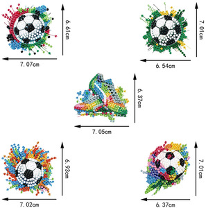 Songwoo Kit de porte-clés d'art diamanté 5D DIY, motif baskets de football colorées, pendentif à strass complets, peinture diamantée sportive - Product Image 3