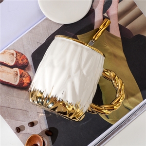 Wholesale 12oz Electroplate Spoon Pottery Mug <b>Ceramic</b> Coffee <b>Cup</b> Water Mugs with Gold and Silver Spoons - Product Image 5