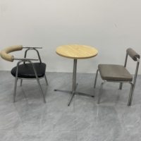 Chaise de salle à manger en acier inoxydable de style industriel Mobilier de maison en métal durable pour les tables de restaurant, les hôtels et le salon