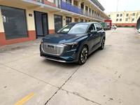 Audi Q5 E-tron 50 2024, Paquete Jinyi, SUV Eléctrico Usado, Lujo Ligero, Tracción en las Cuatro Ruedas, EV Premium, Bien Mantenido, en Stock